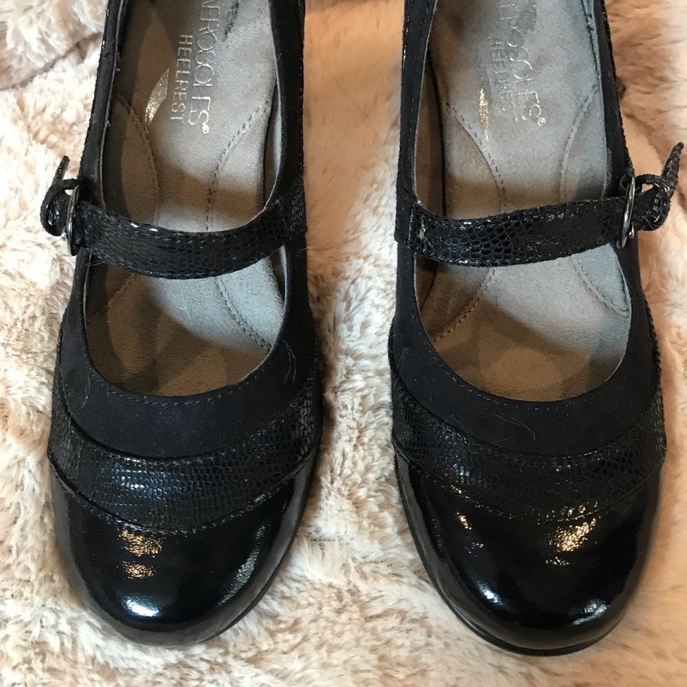 NWOB Aerosoles Mary Jane heels size 5.5
